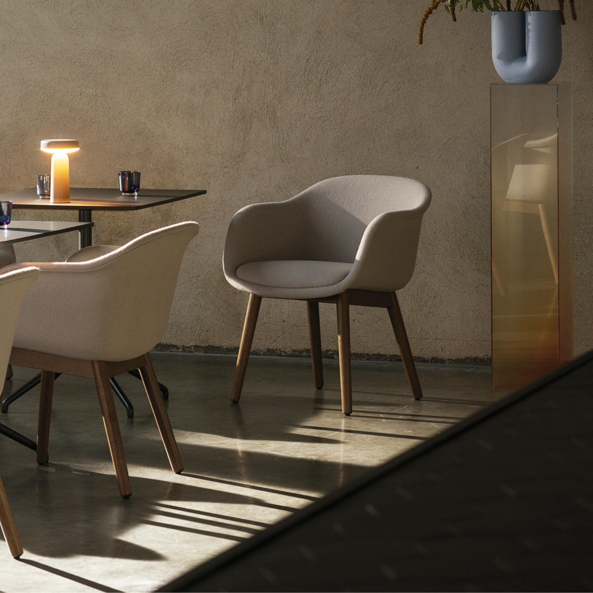 Fiber Conference Armchair / Dark Oak / Kvadrat Remix 3 133