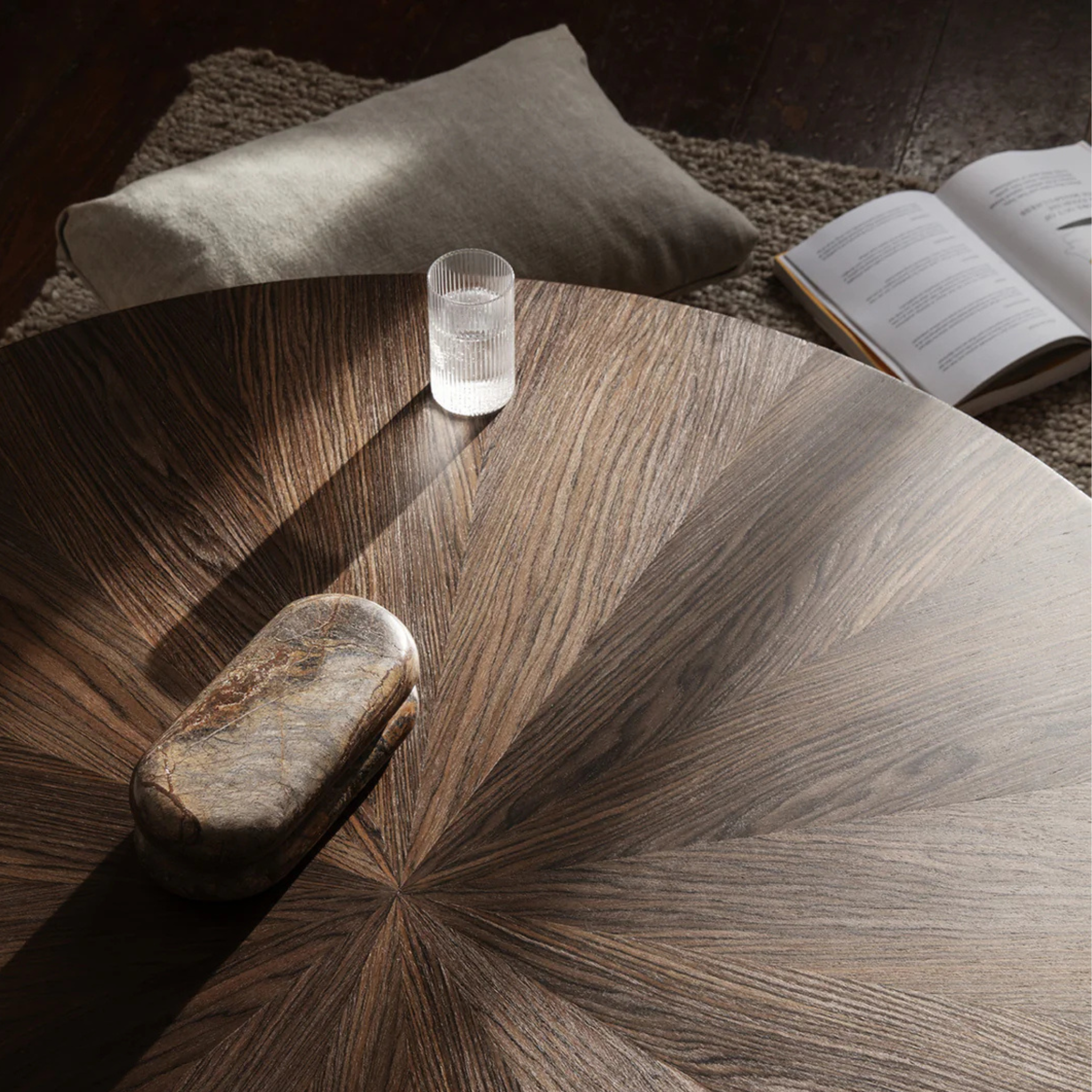 Post Coffee Table Small / Smoked oak / Star