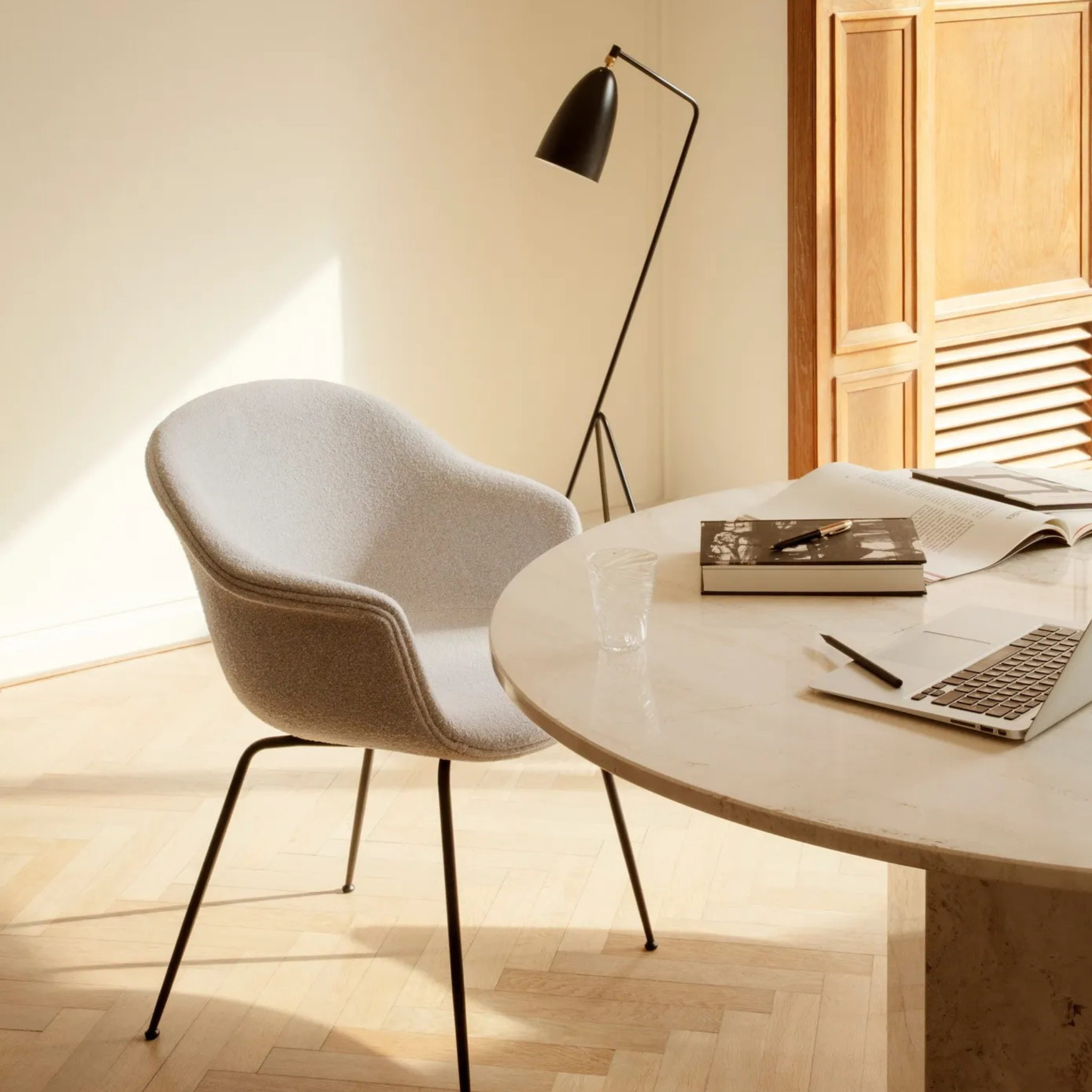 Bat Dining Chair/Full Upholstered /Black chrome/Gubbi Velvet 128 (Damage)