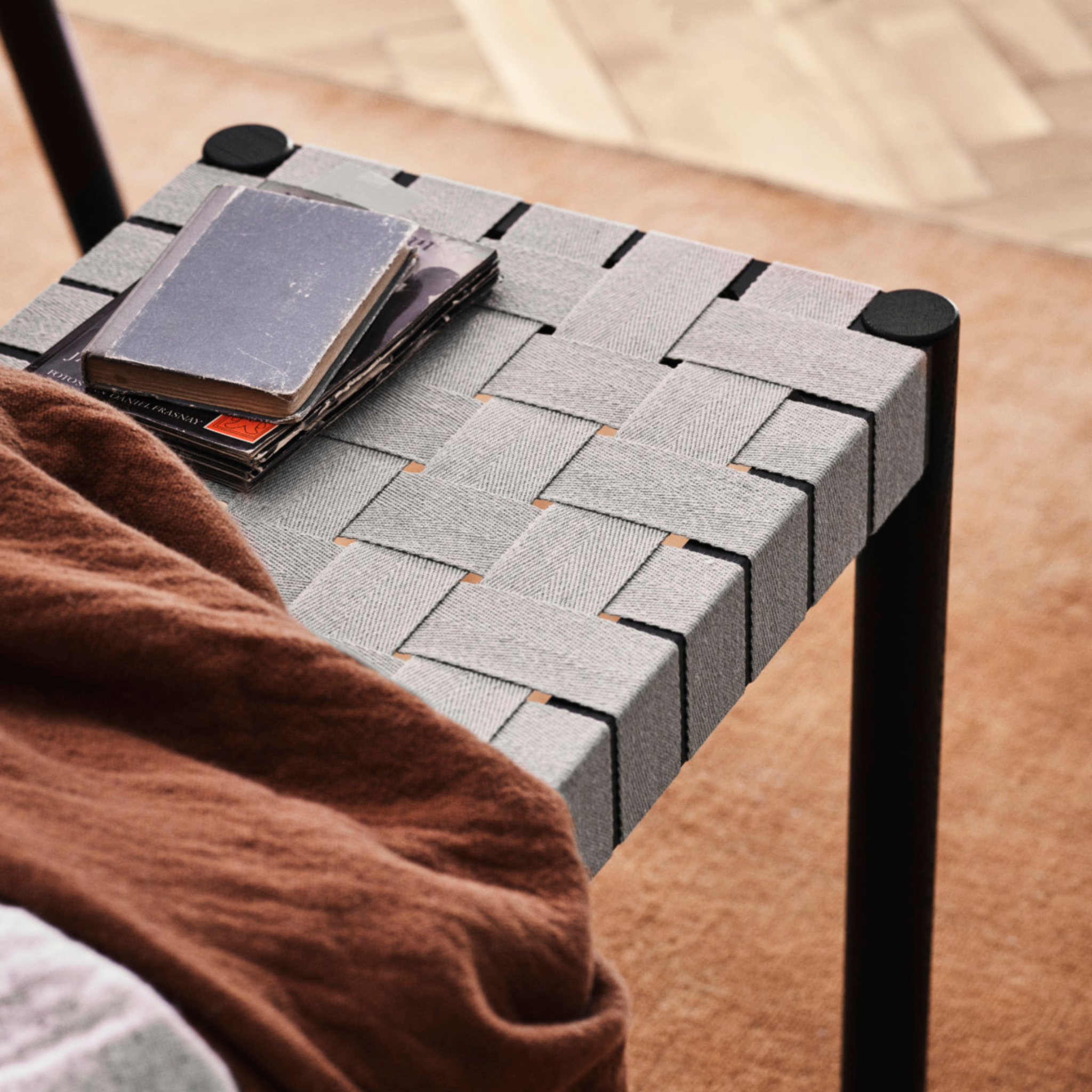 TK5- Betty Bench / Black / Natural Webbing