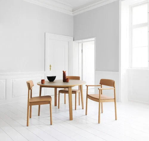 Timb Chair / Natural ash / Leather Ultra Camel