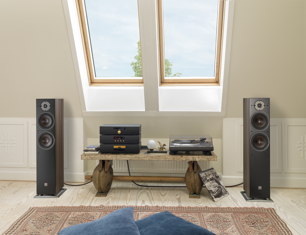 [230078] DALI OBERON 7 DARK WALNUT