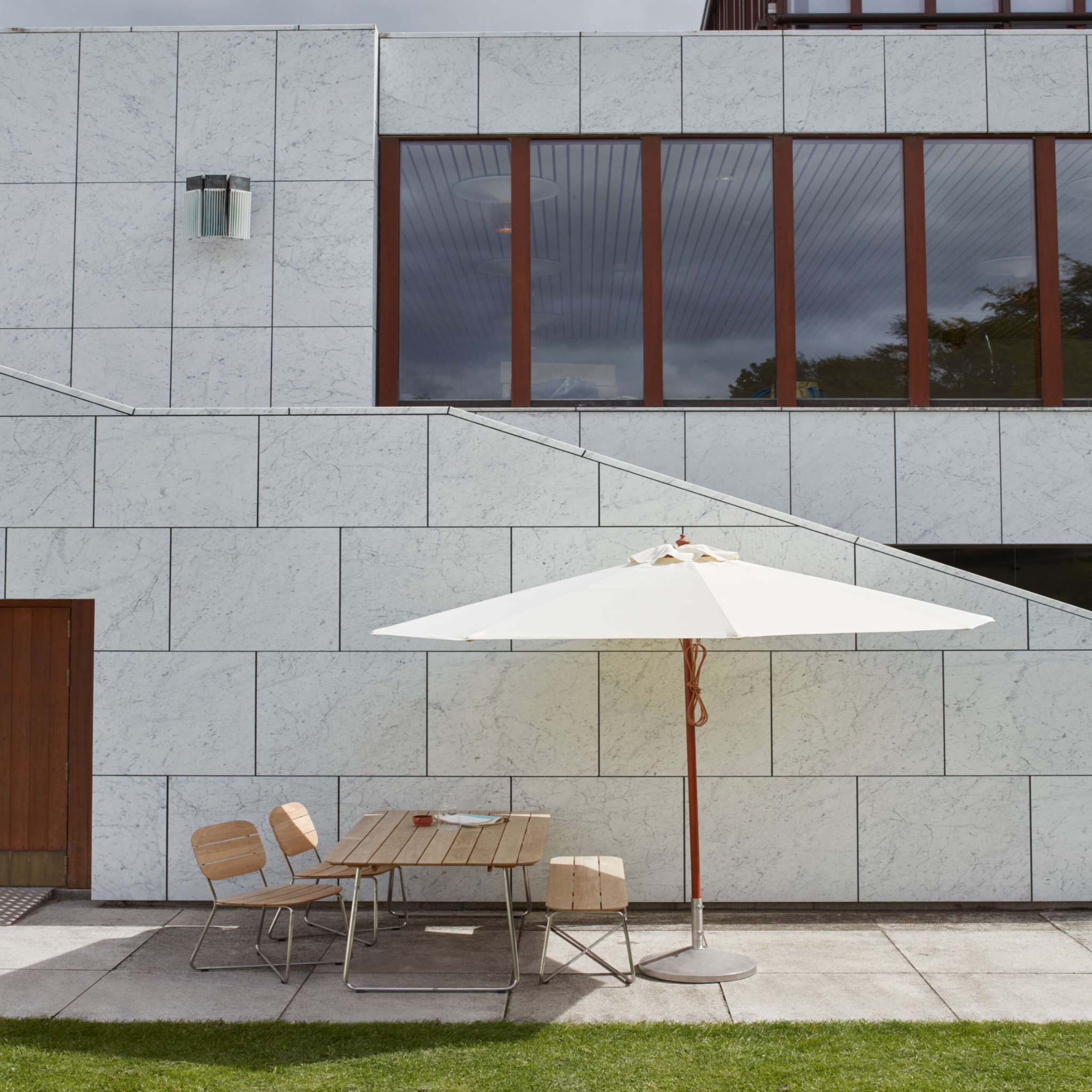 Messina umbrella w/ Capri Foot / Off White