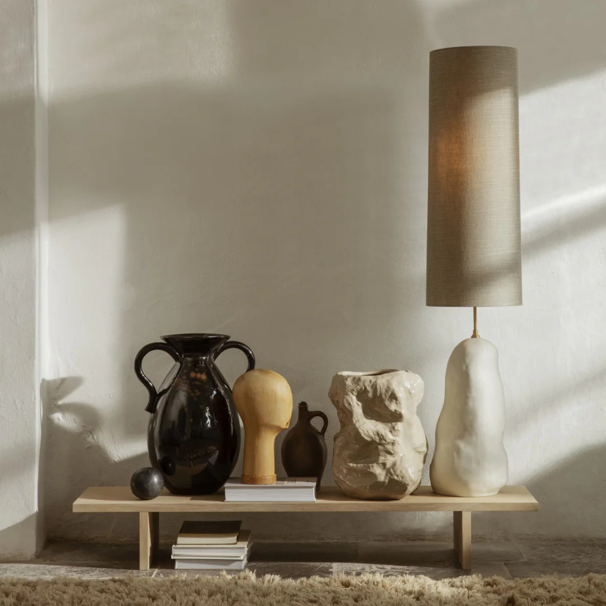 Hebe Floor Lamp Large / Off-White / Sand