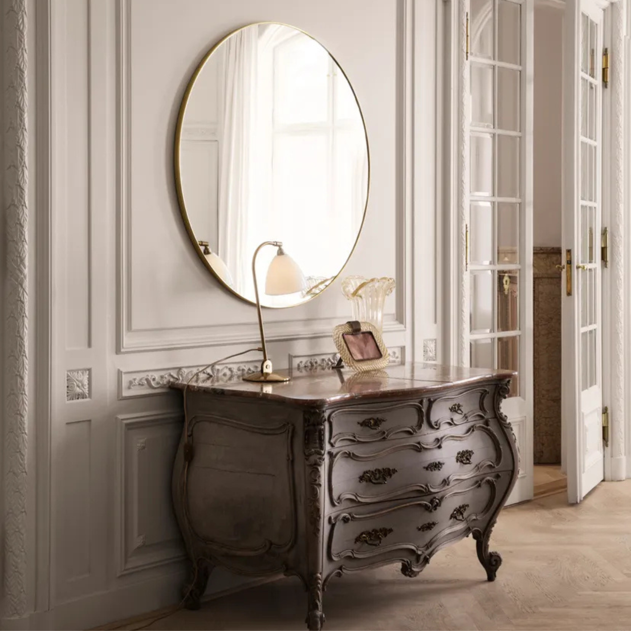 GUBI Wall Mirror / Black brass  Ø110