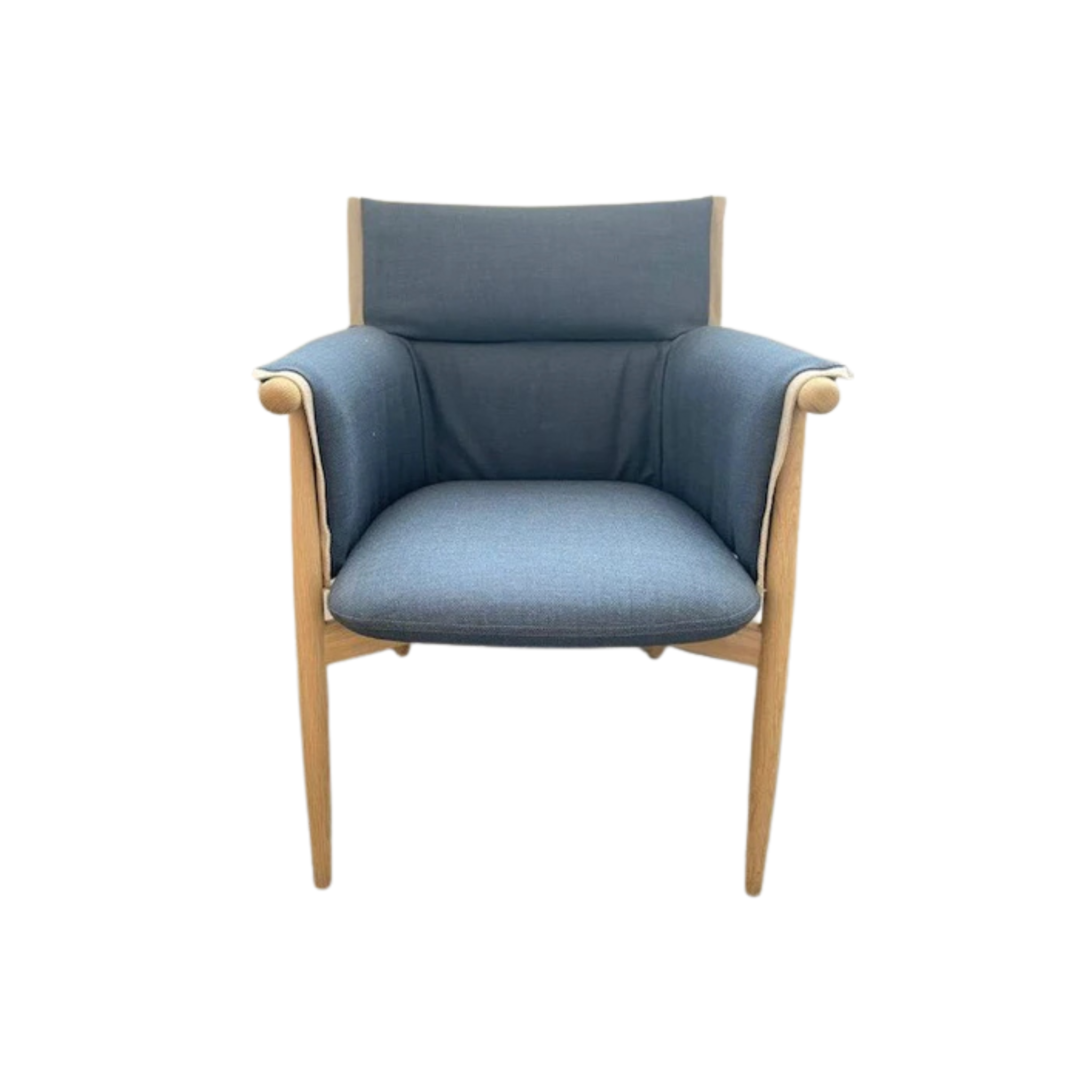 EOO5 - Embrace Armchair / Oak soap / Clara 983