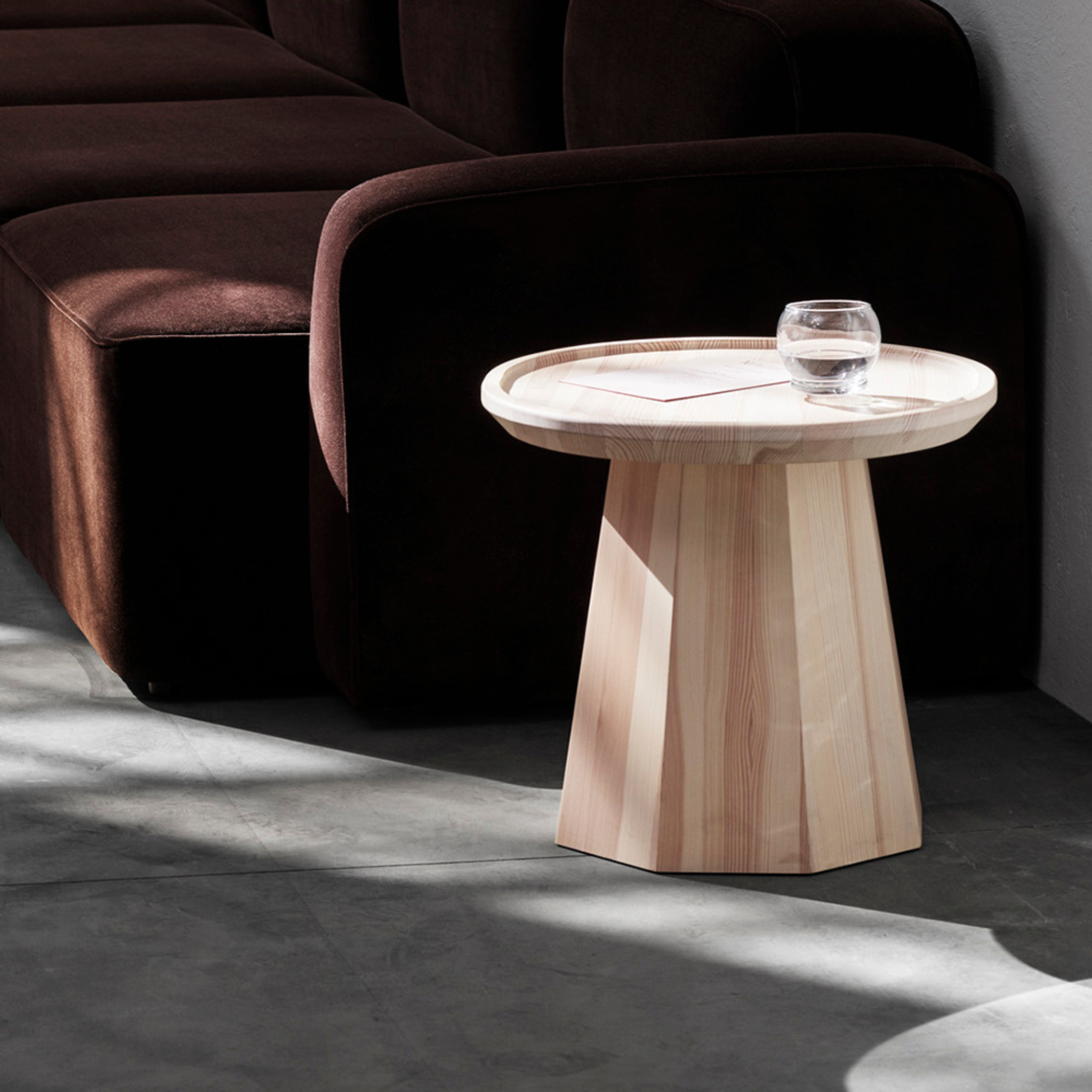 Pine Side Table Small / Natural pine