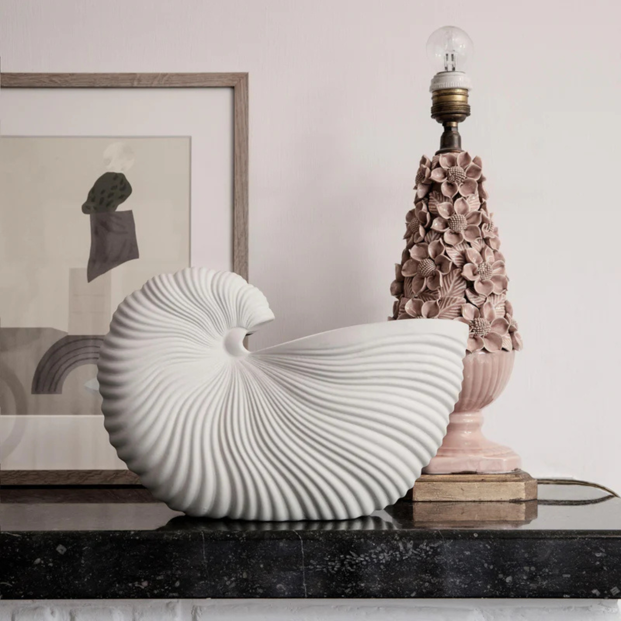 Shell Pot/ off- white