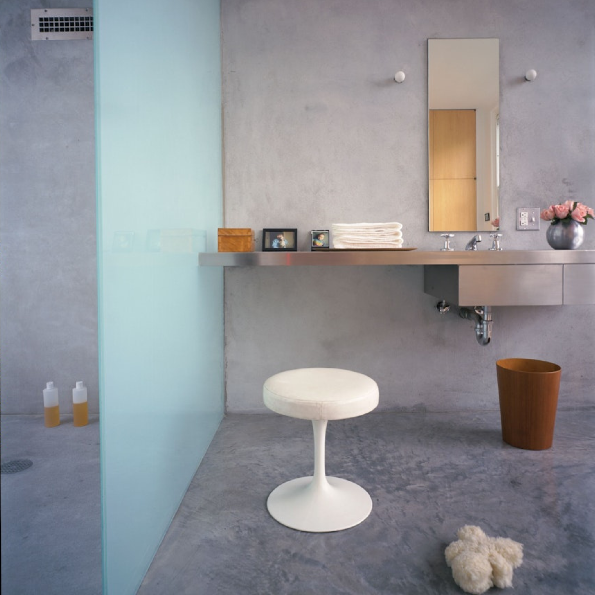 Tulip Stool