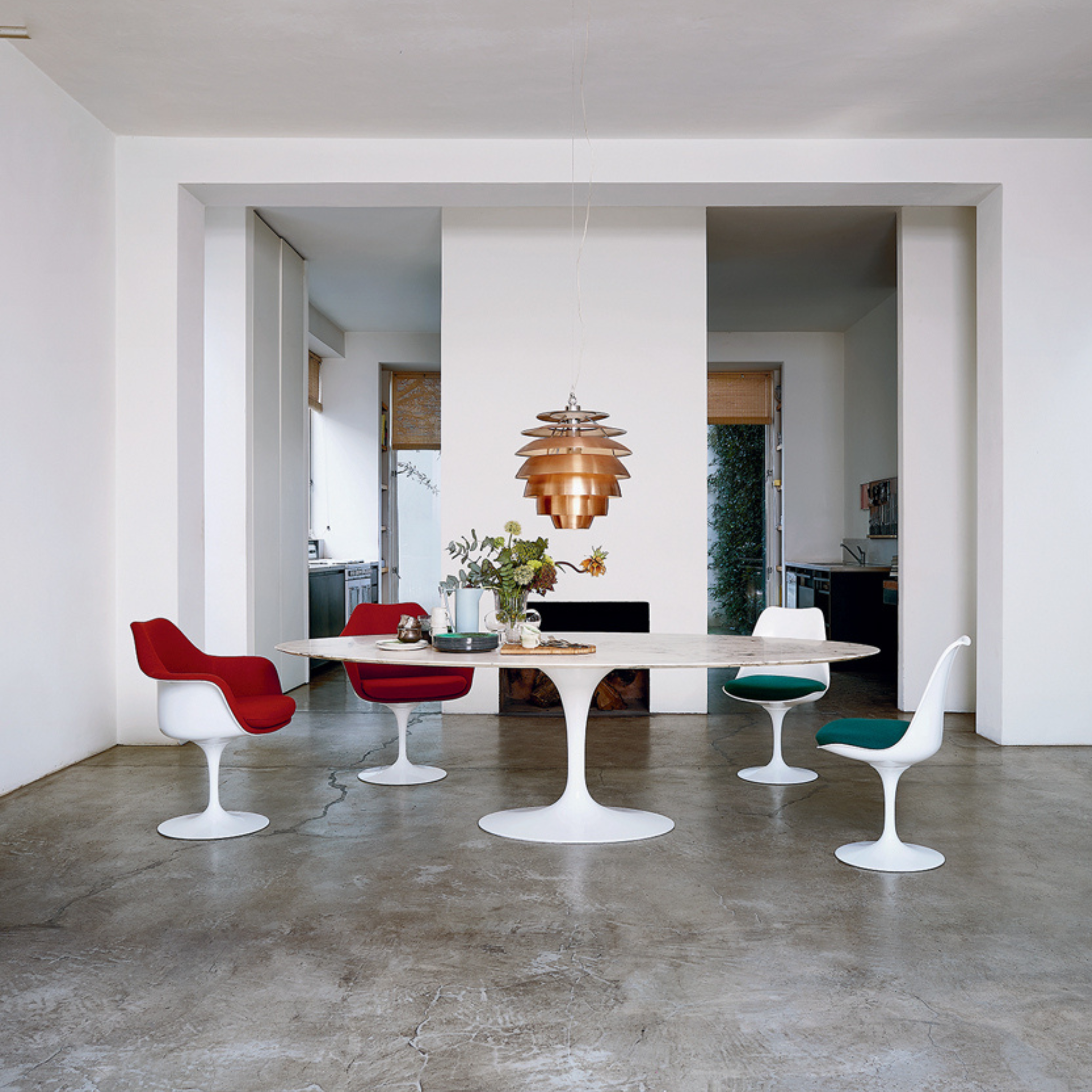 Tulip Armchair Swivel with seat cushion