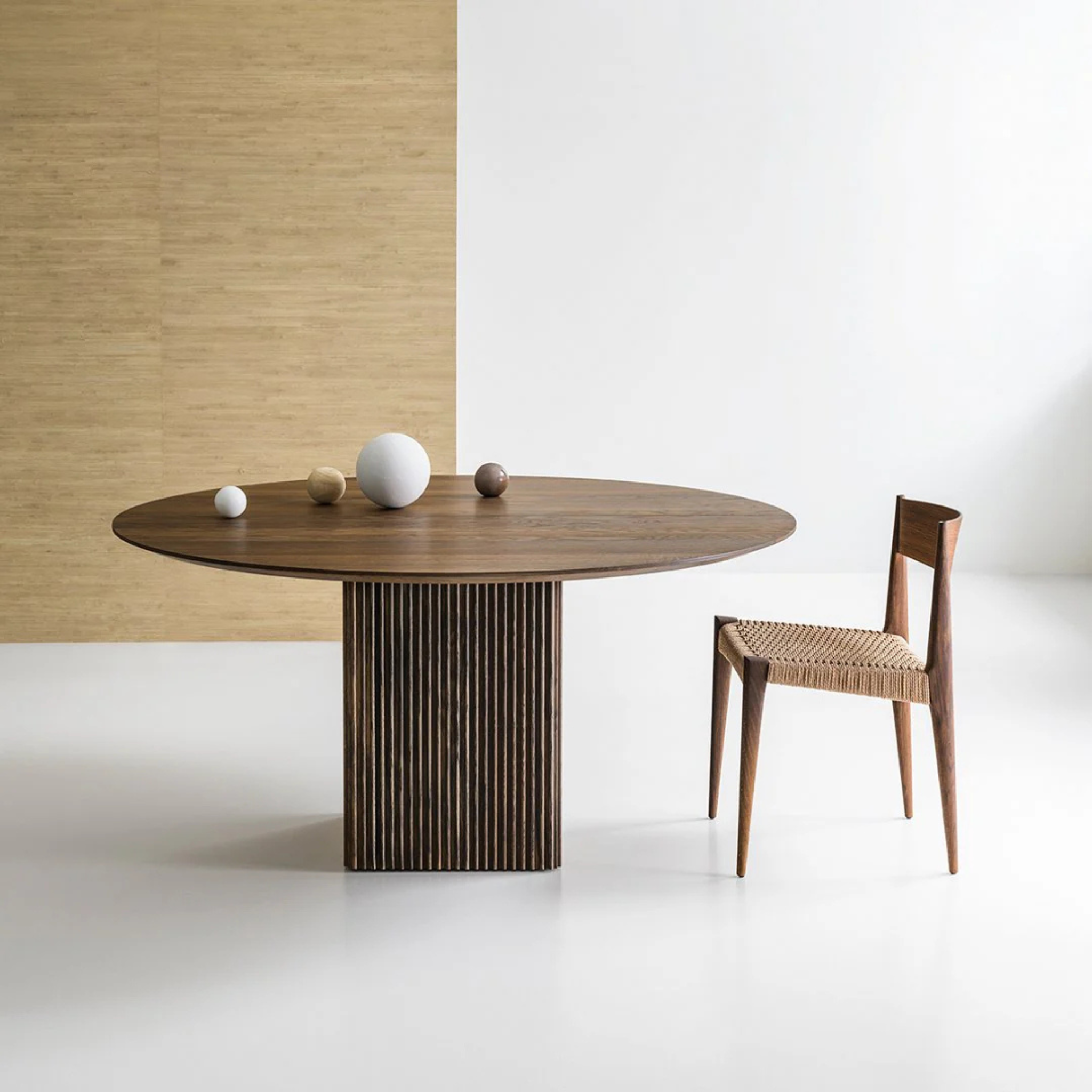 Ten Table Round