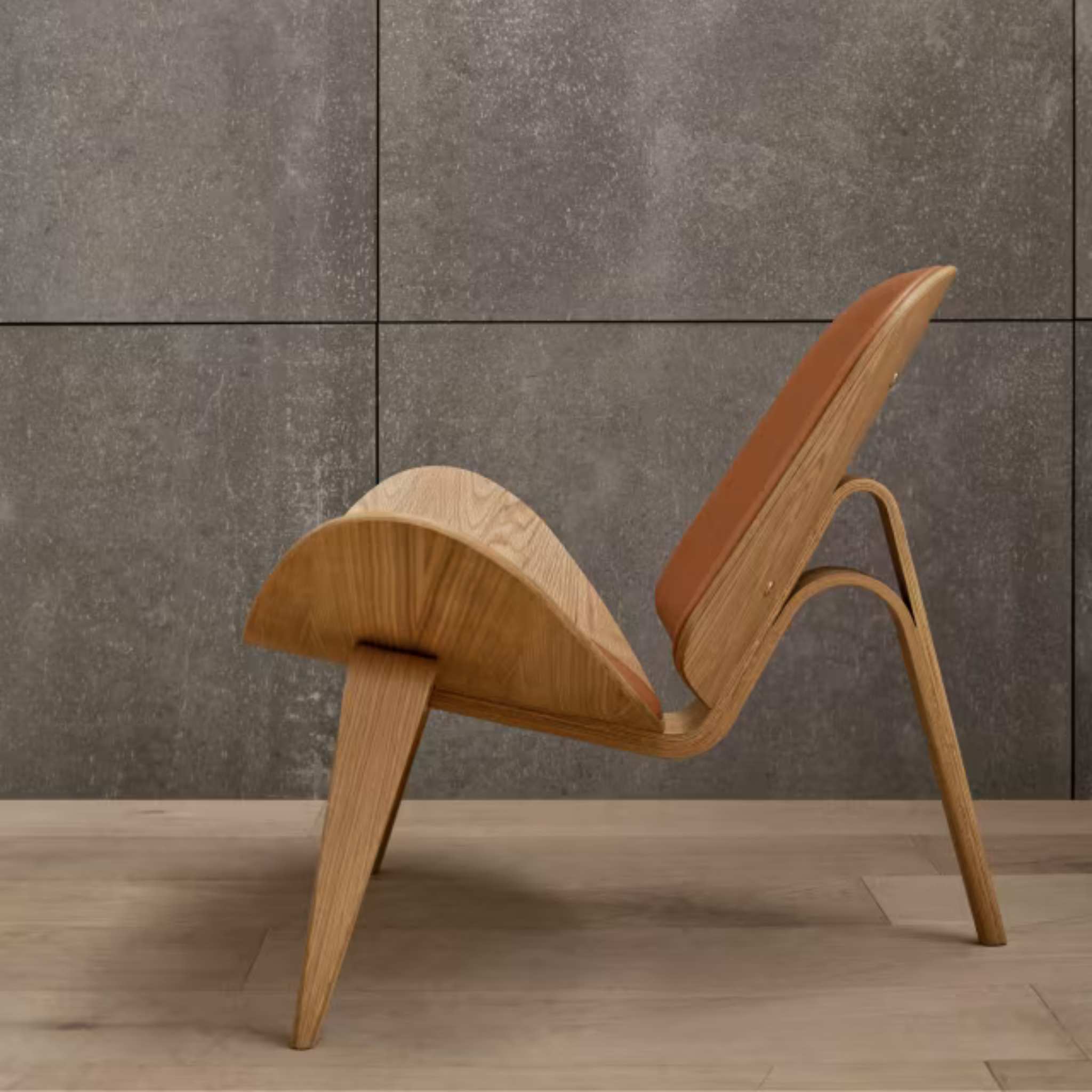 CH07 - Shell Chair / Oak oil / Leather Sif 98