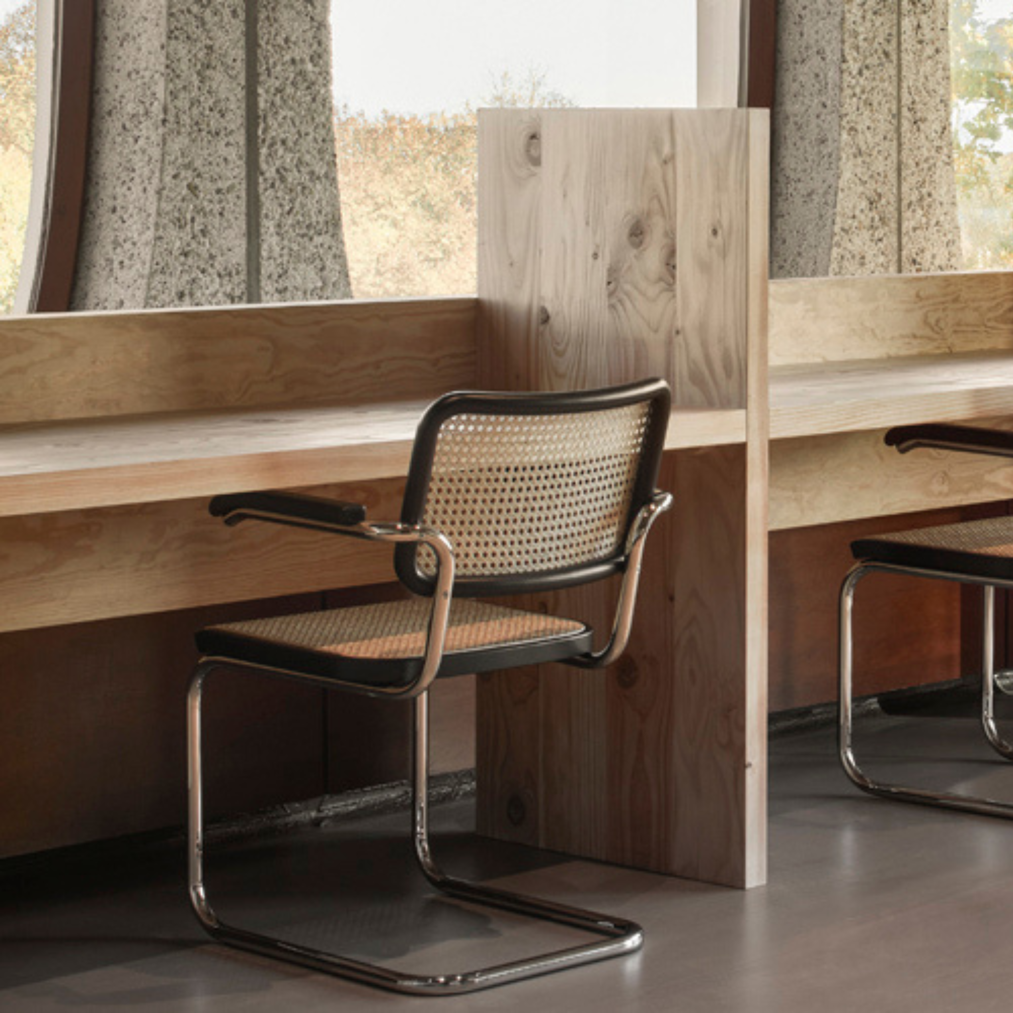S 64 V Cantilever Armchair