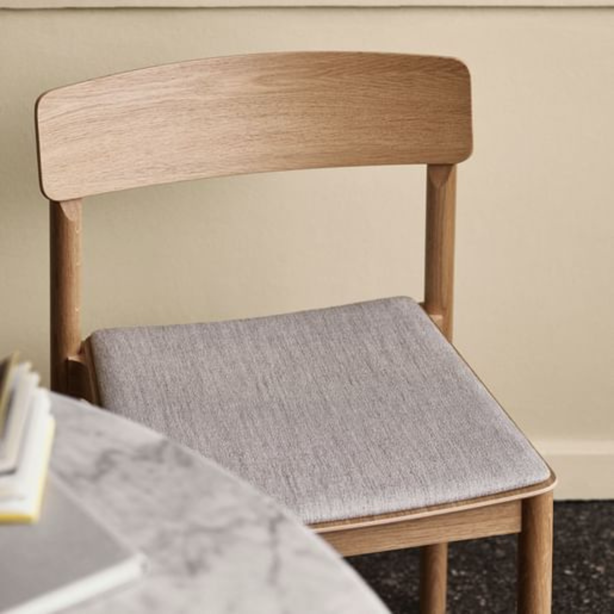 TK2 - Betty Chair