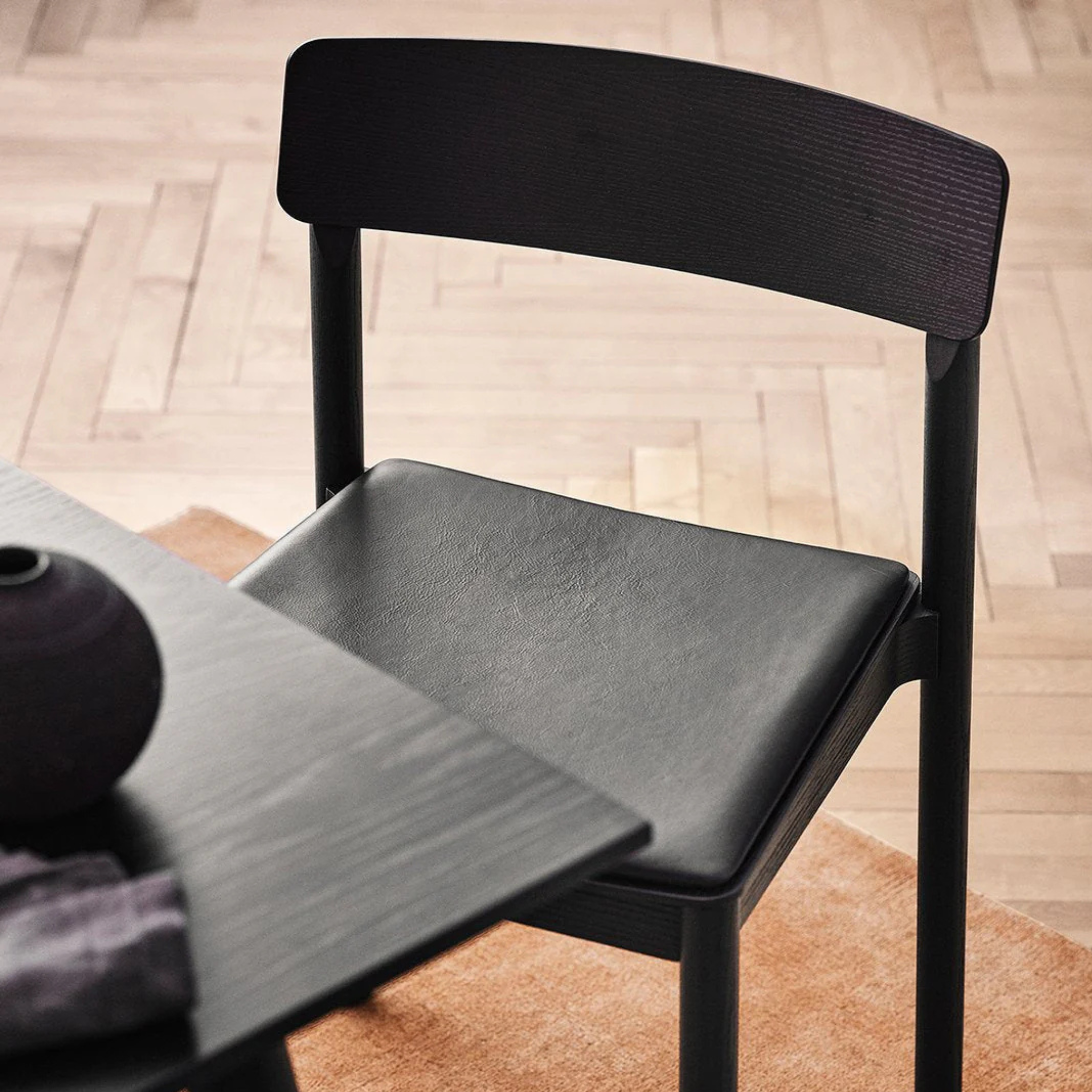 TK3 - Betty Chair