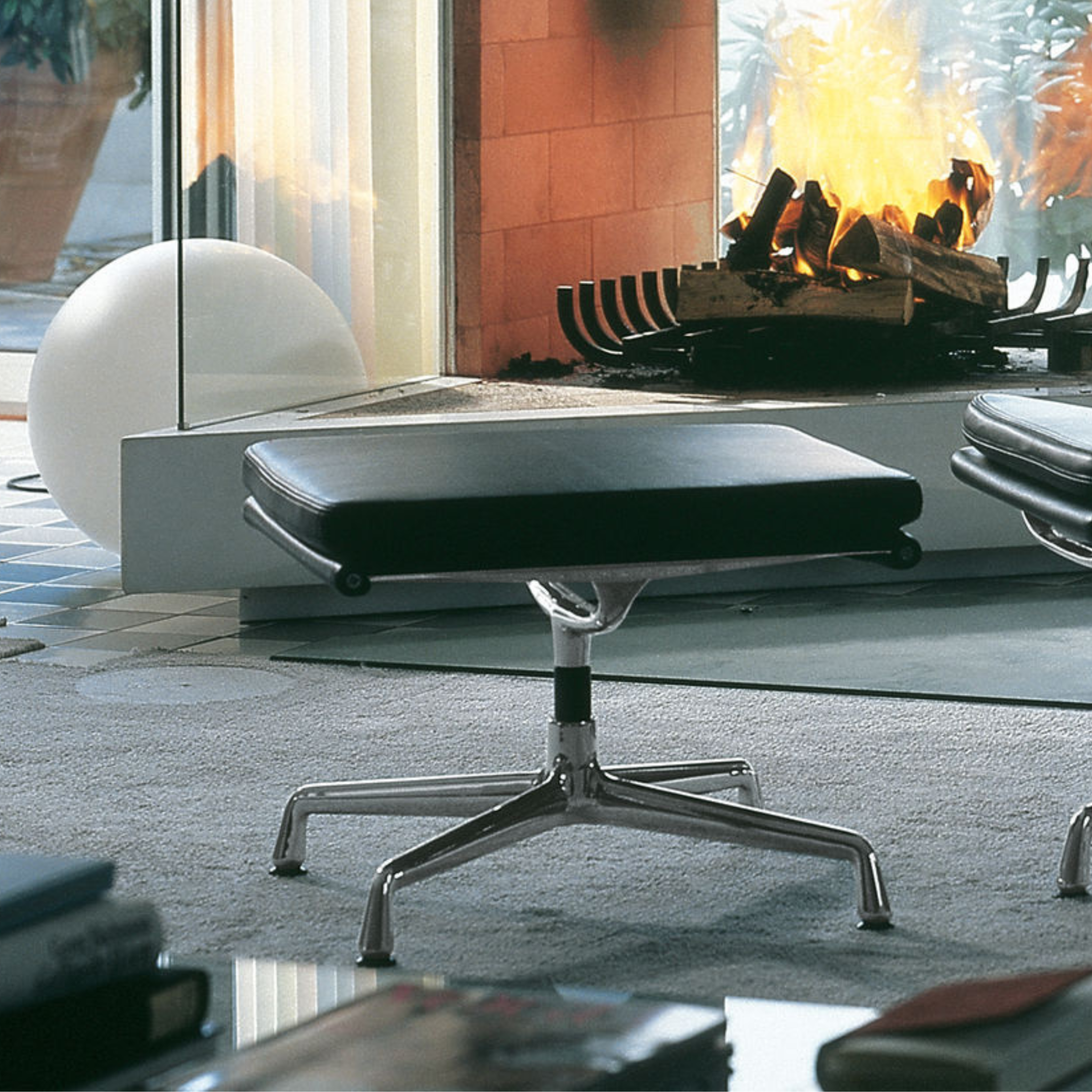 Soft Pad Chair - EA 223 Stool