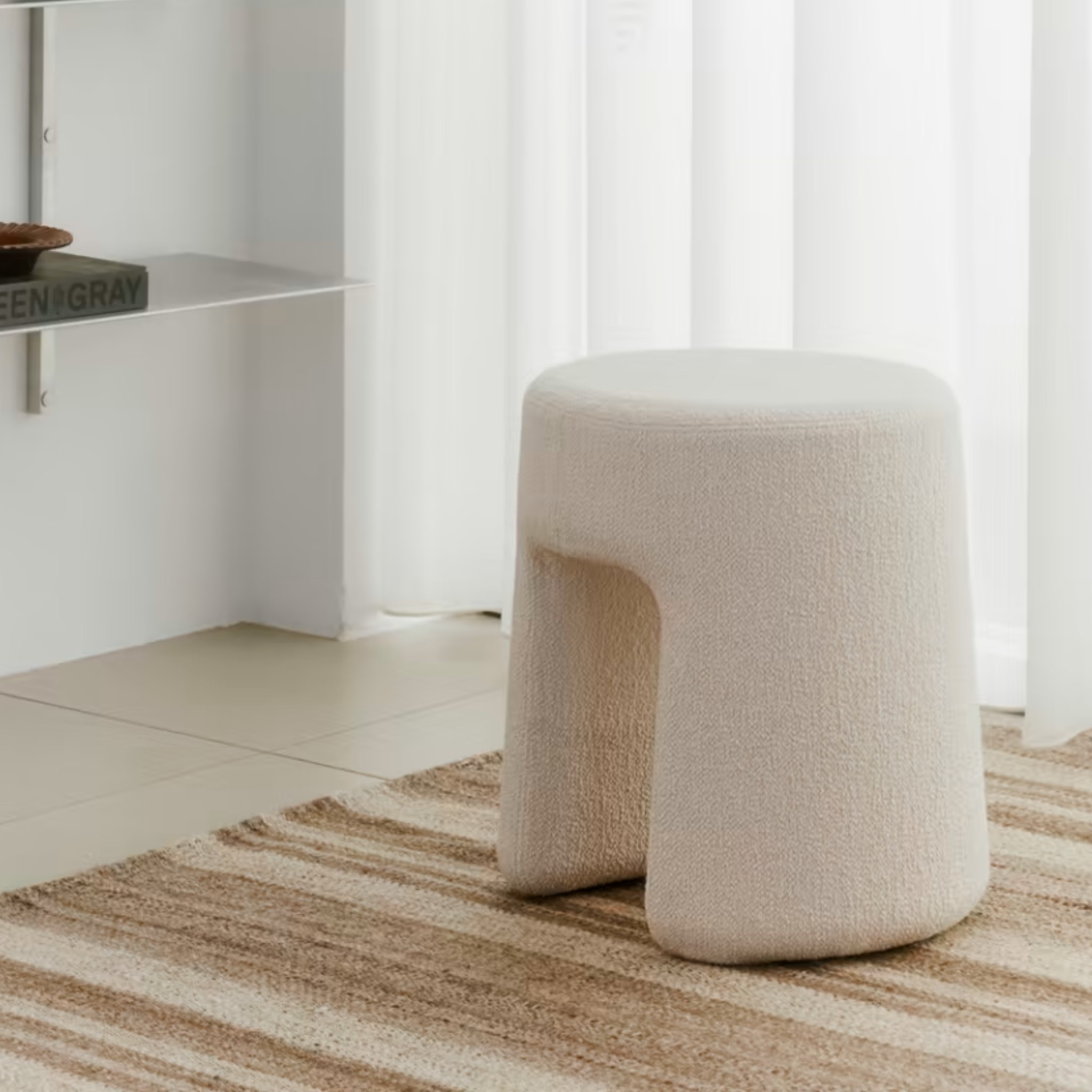 Sequoia Pouf - Model 1756